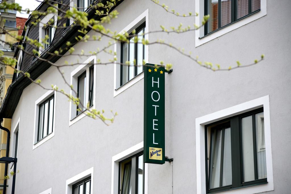 Hotel-Gasthof Graf ザンクト・ペルテン エクステリア 写真
