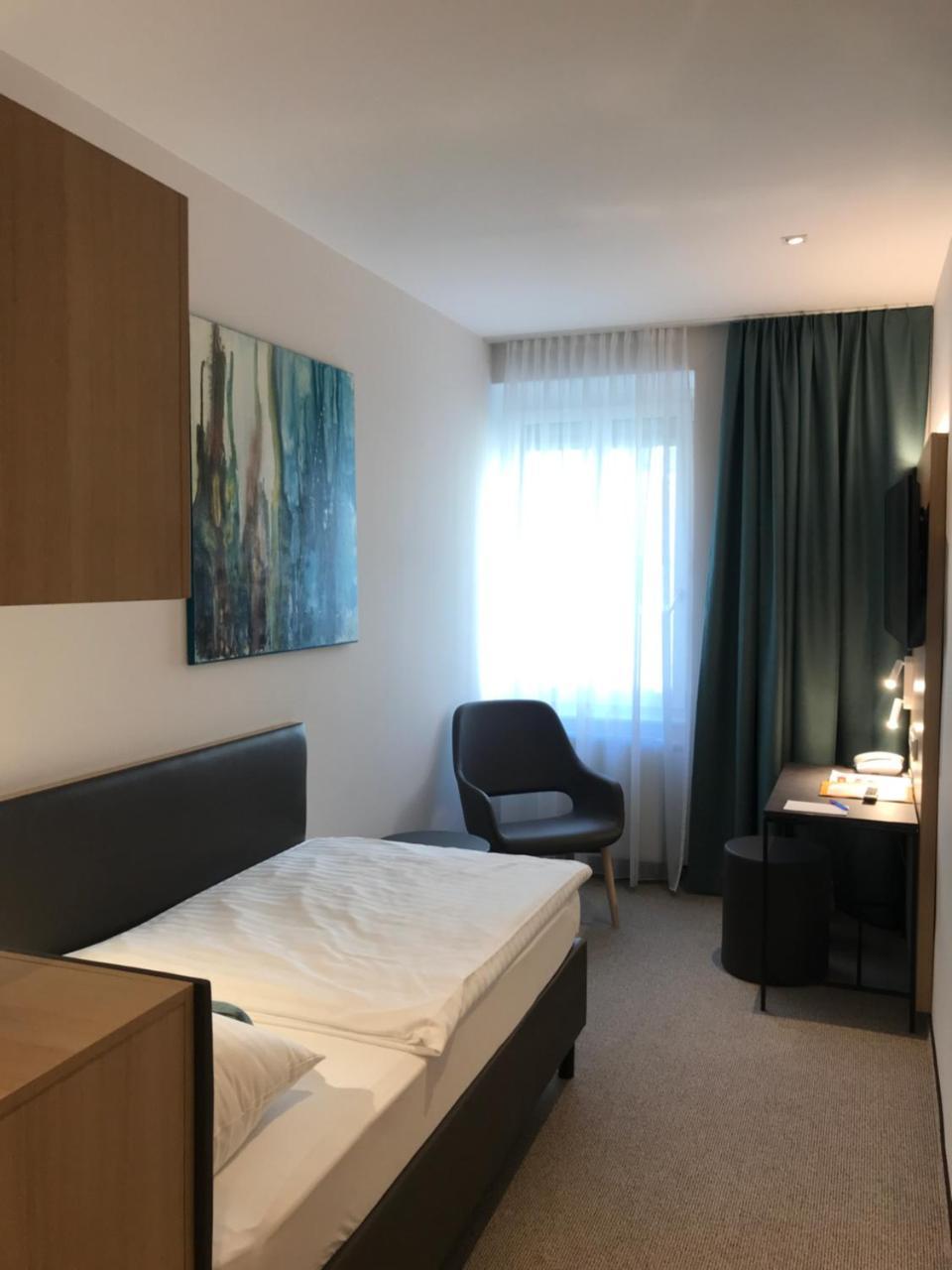 Hotel-Gasthof Graf ザンクト・ペルテン エクステリア 写真