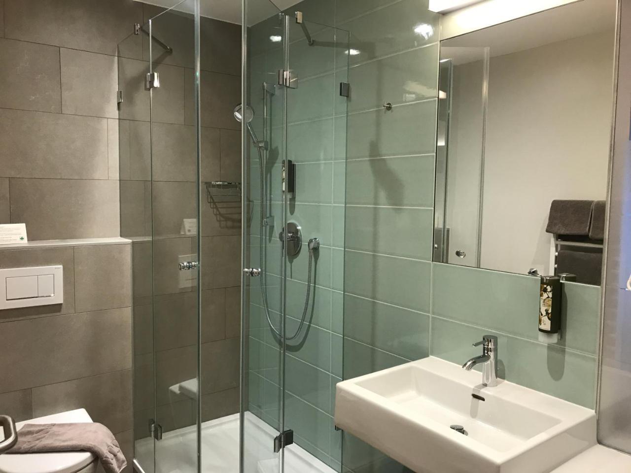 Hotel-Gasthof Graf ザンクト・ペルテン エクステリア 写真