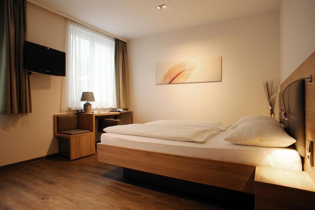 Hotel-Gasthof Graf ザンクト・ペルテン エクステリア 写真